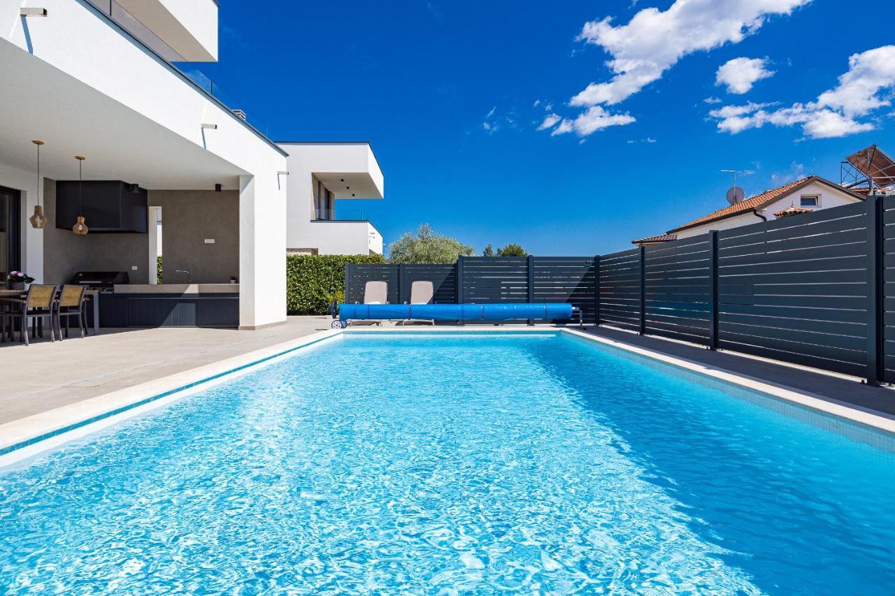 Villa Moon Near The Sea Fazana Luaran gambar