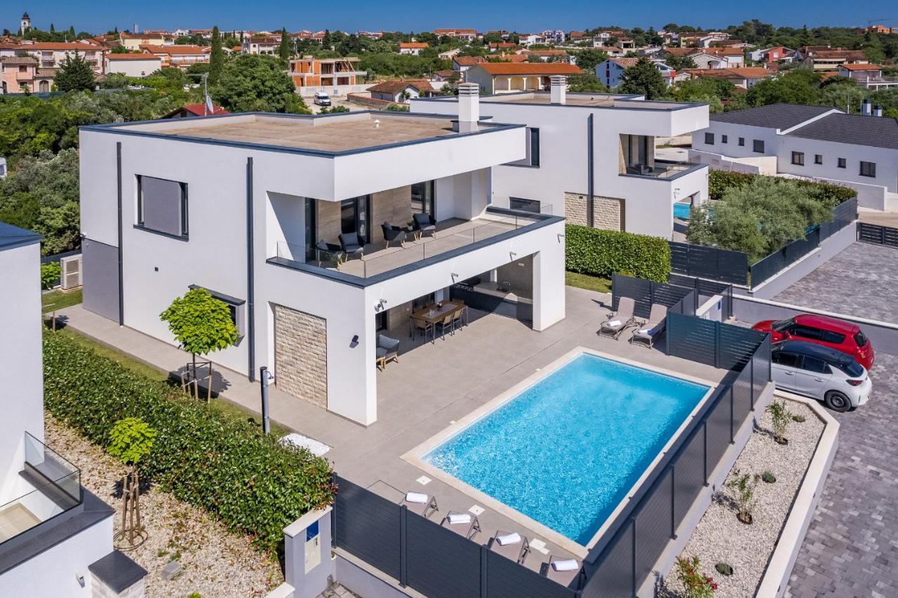 Villa Moon Near The Sea Fazana Luaran gambar
